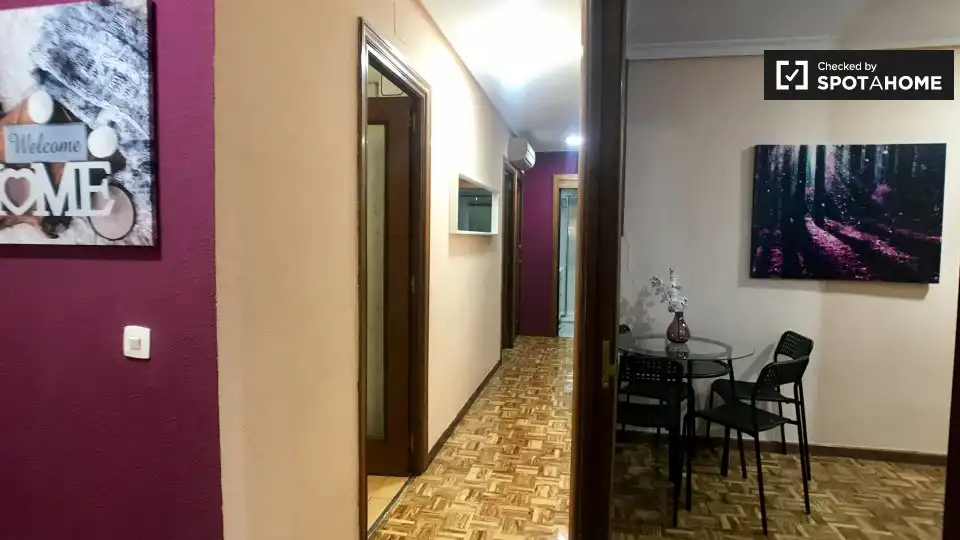 Flat for rent in Alcalá de Henares  with Air Conditioner, Heating and Furnished