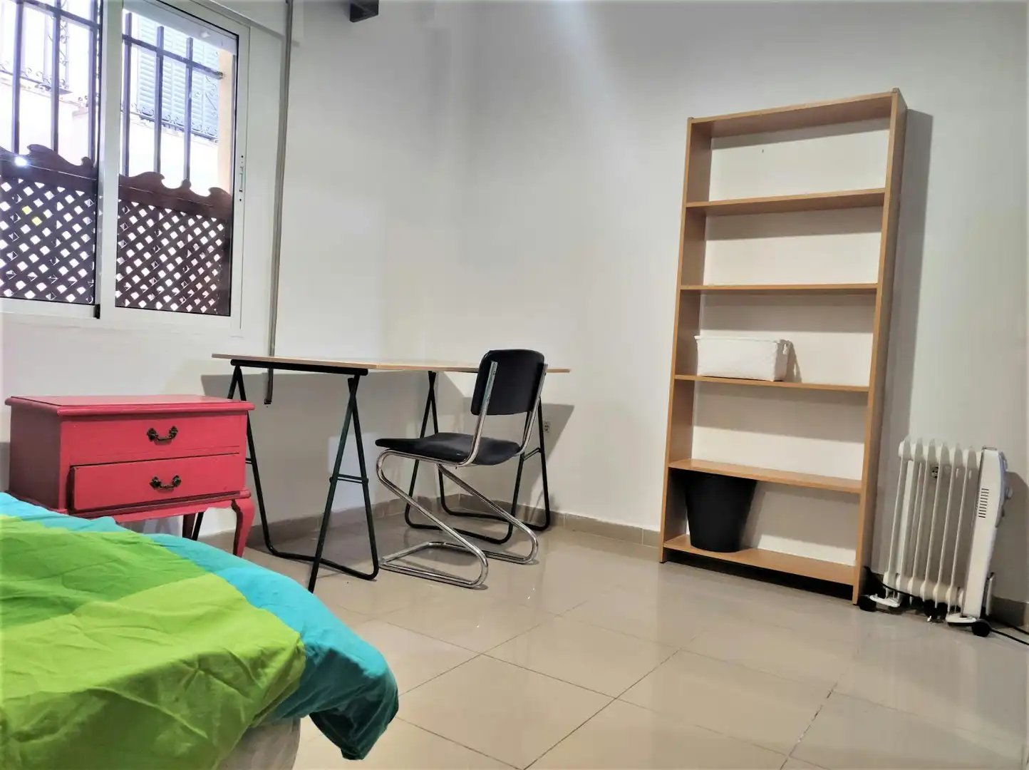 Bedroom of Flat for share in Sevilla  with Furnished and Washing machine