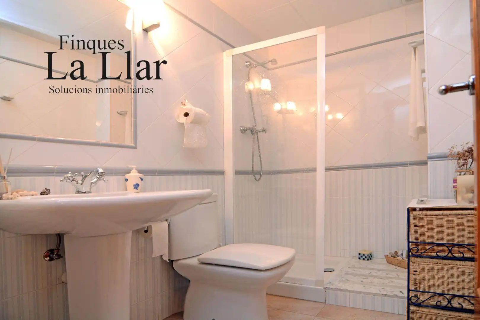 Baño de Casa adosada en venta en Gavà con Aire acondicionado y Calefacción