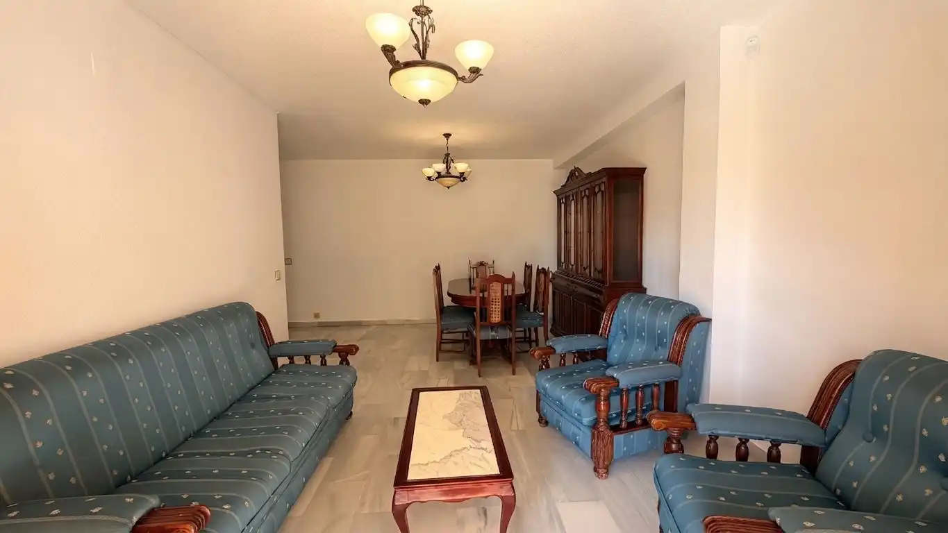 Sala d'estar de Pis en venda en Fuengirola amb Terrassa, Traster i Moblat