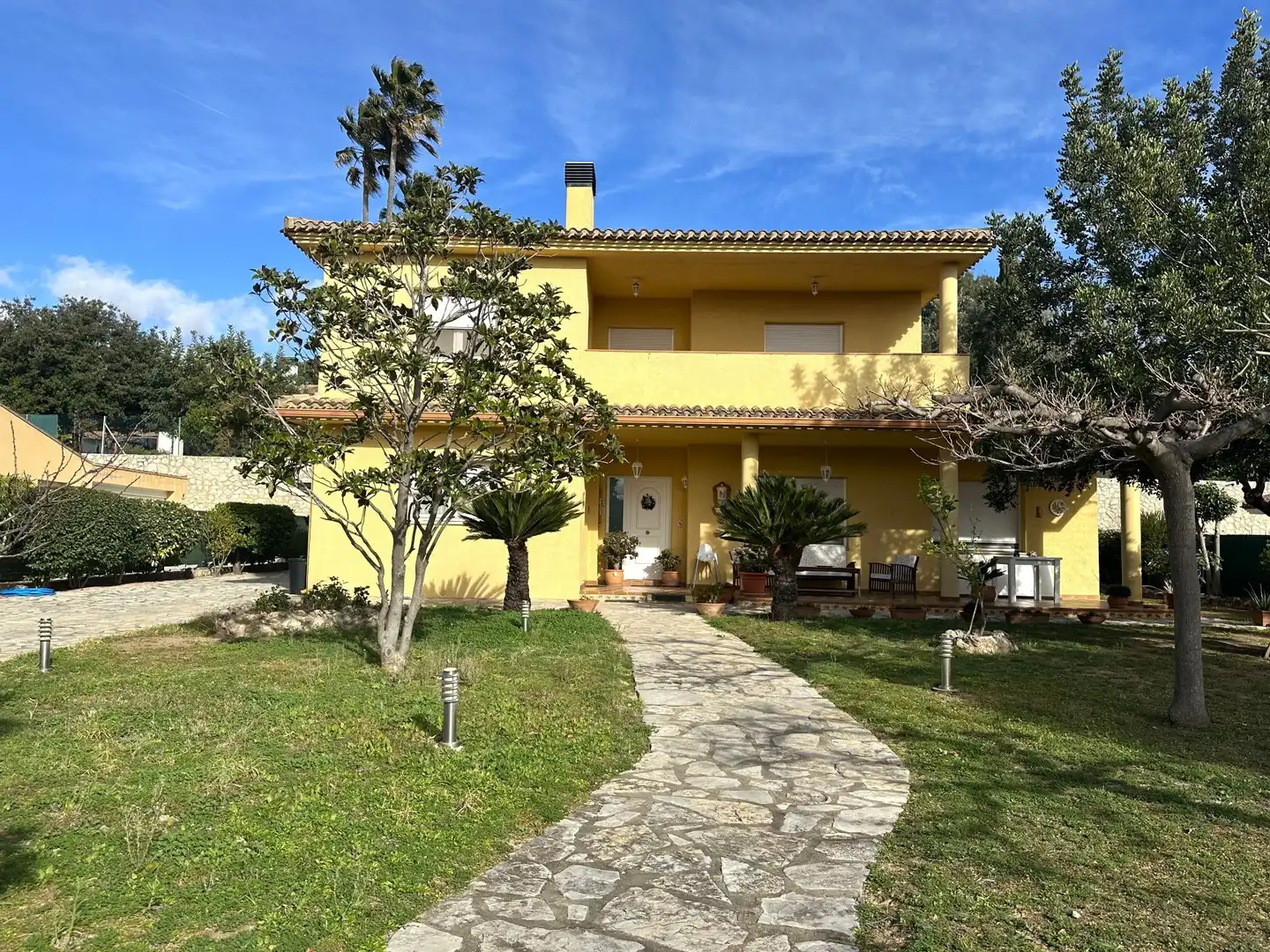 Vista exterior de Casa o xalet en venda en Ontinyent amb Calefacció, Jardí privat i Terrassa