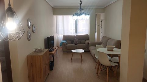 Foto 3 von Wohnung zur Miete in Calle Floranes, Cuatro Caminos, Santander