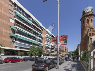 Pis amb jardí en venda a Estación - Parque O'Donnell