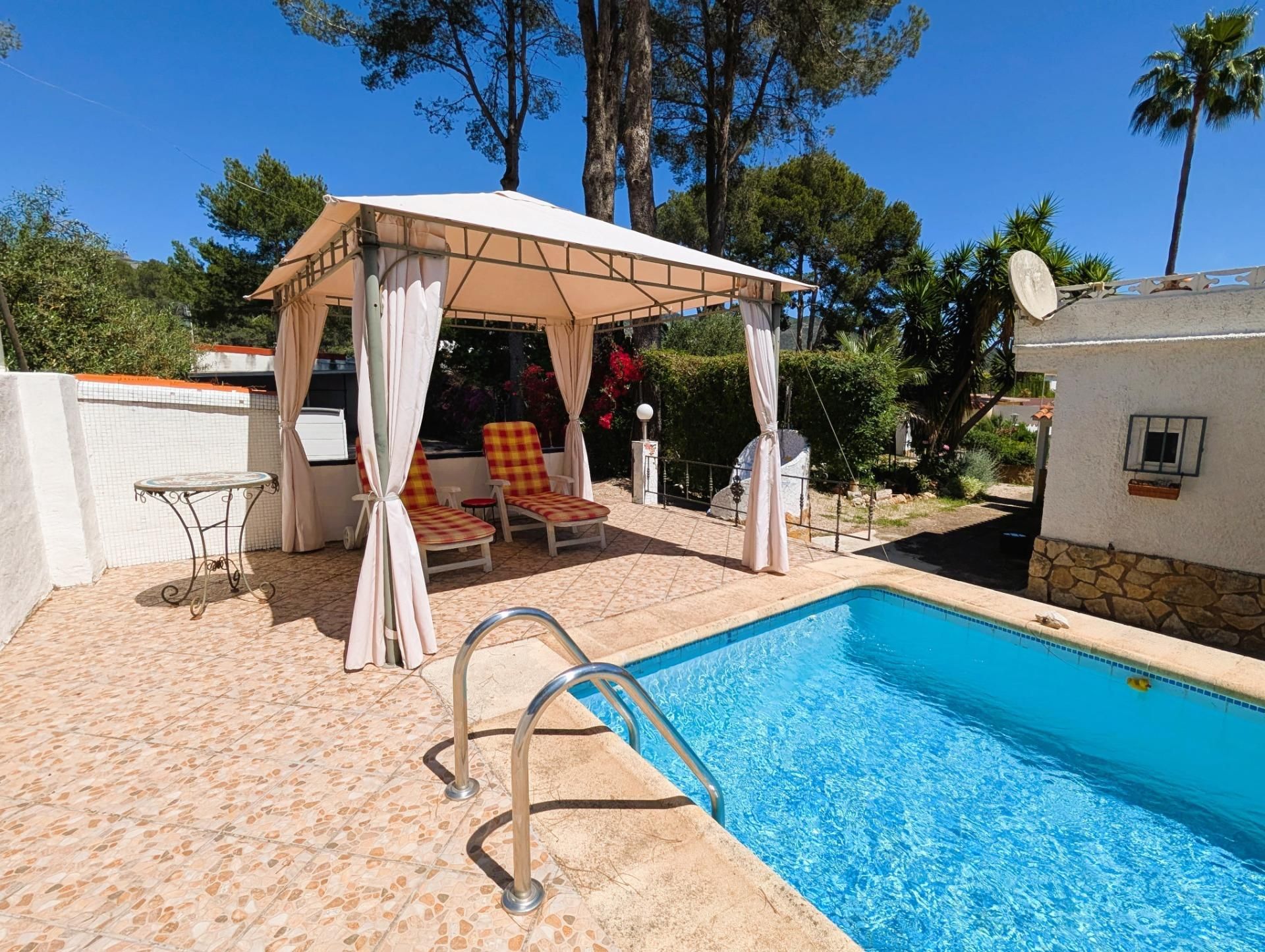 Piscina de Casa o xalet en venda en Gandia amb Aire condicionat, Calefacció i Jardí privat