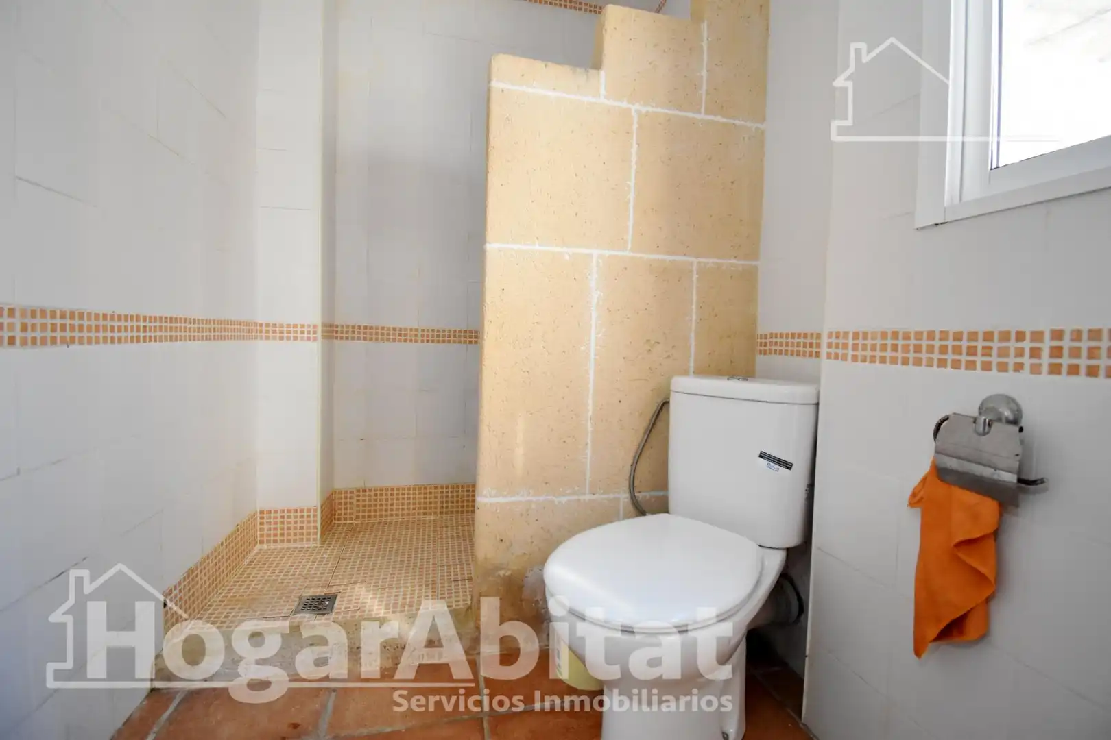 Baño de Piso en venta en Bellreguard con Aire acondicionado, Calefacción y Terraza