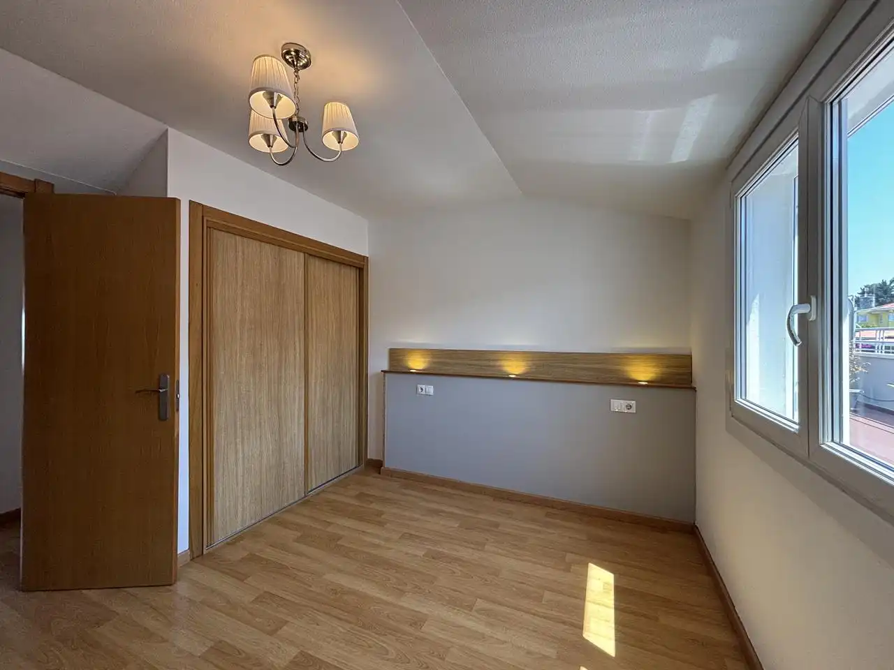 Bedroom of Attic for sale in Oleiros  with Heating and Terrace