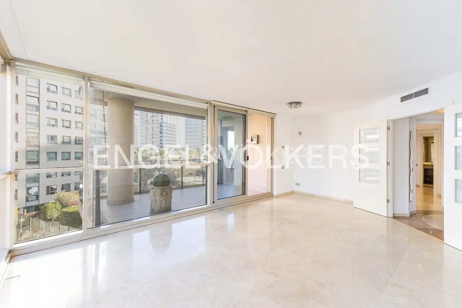 Flat with terrace for sale in Sant Martí, imagen 15