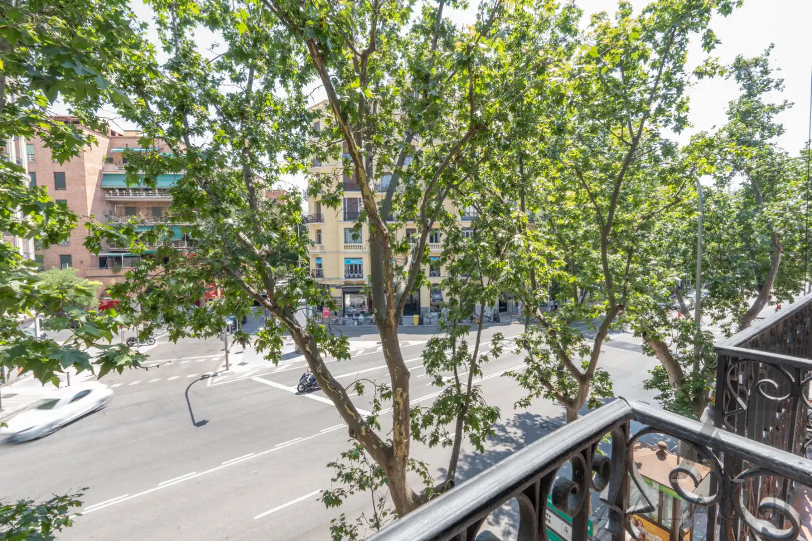 Vista exterior de Apartamento en venta en Madrid con Aire acondicionado, Calefacción y Amueblado