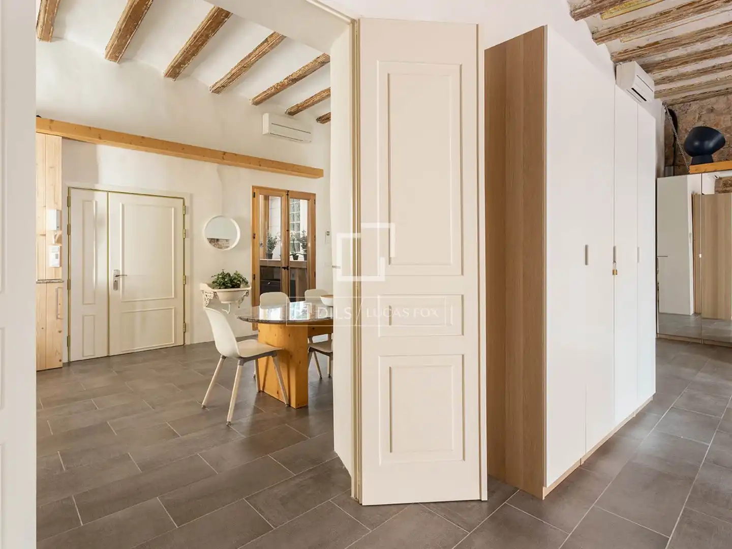 Piso en venta en Barcelona con Aire acondicionado, Calefacción y Terraza