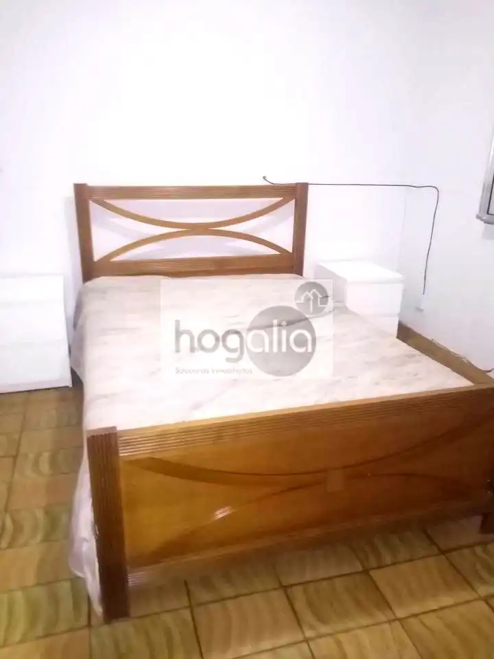 Habitación de Piso de alquiler en Sevilla con Aire acondicionado y Amueblado