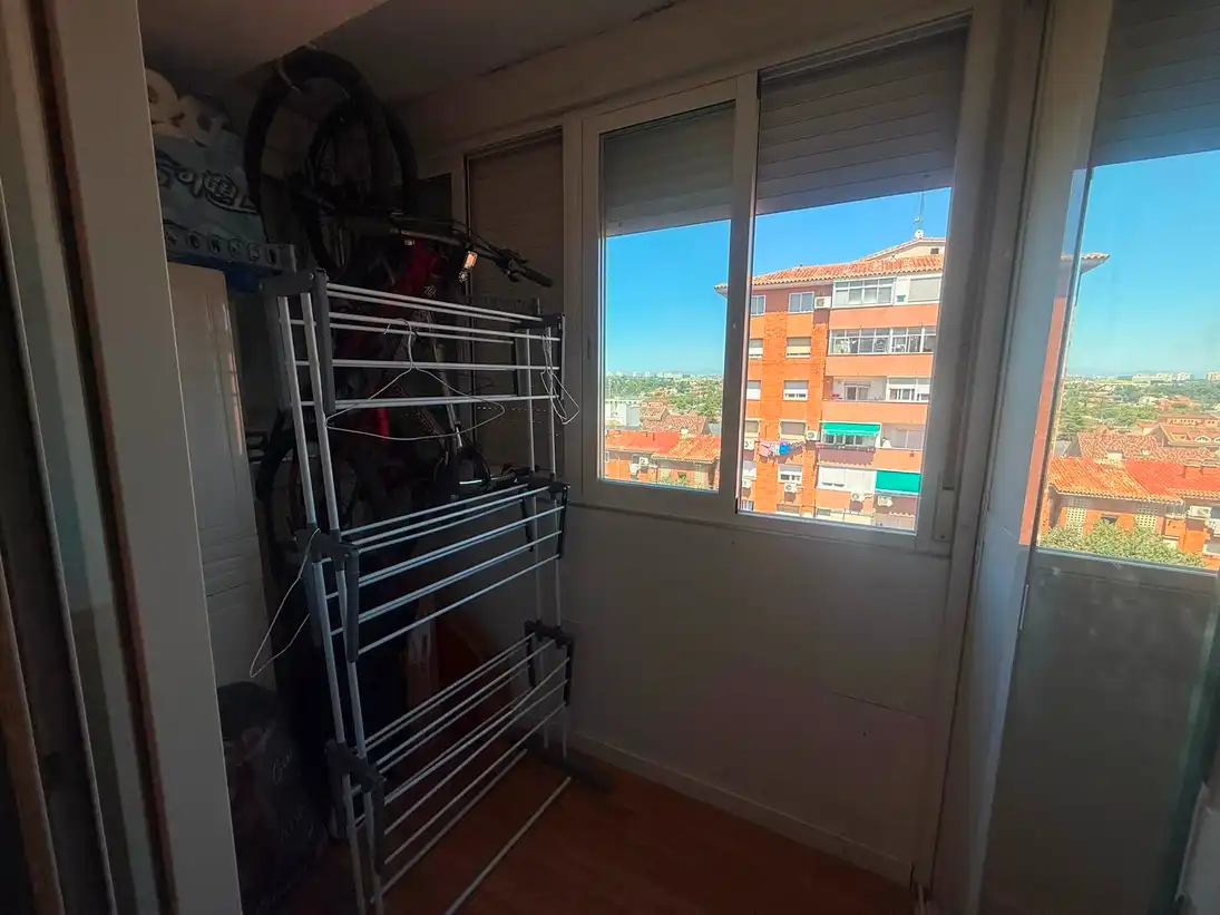 Habitación de Piso en venta en Madrid con Calefacción, Terraza y Amueblado