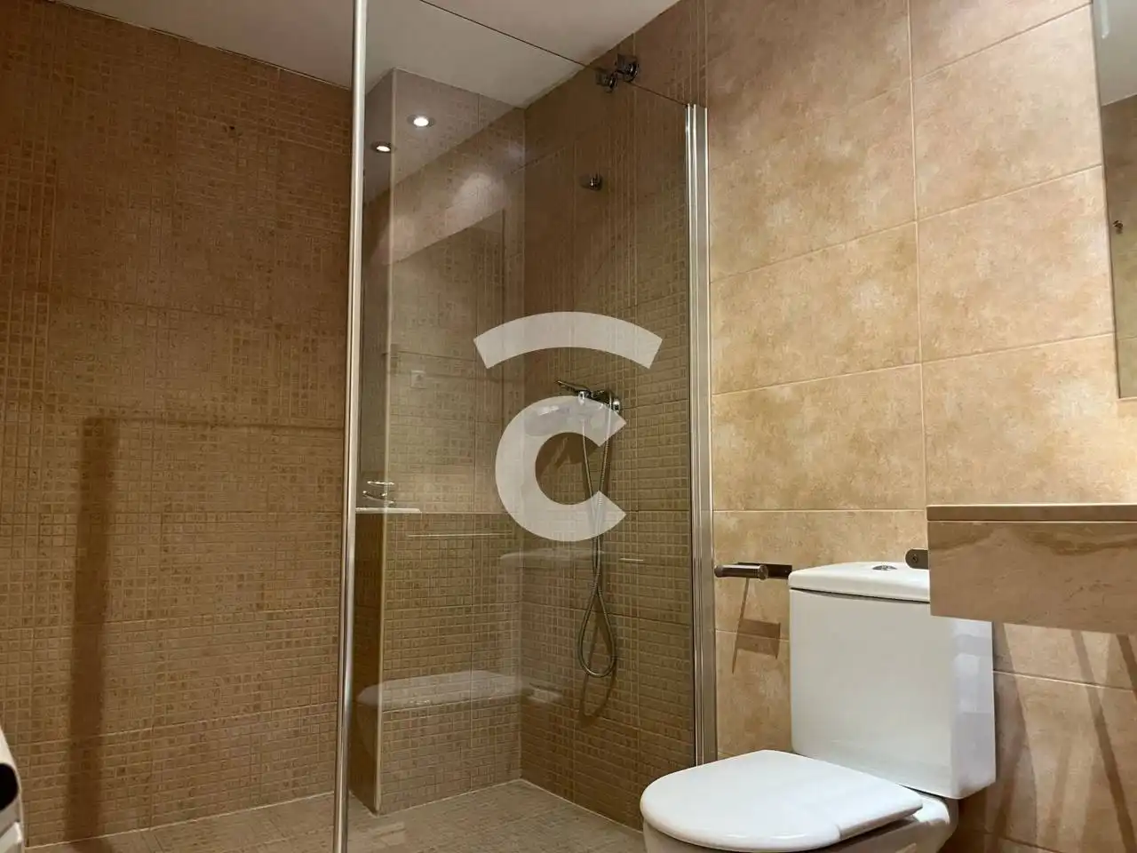 Bathroom of Flat for rent in Vic  with Heating, Terrace and Storage room