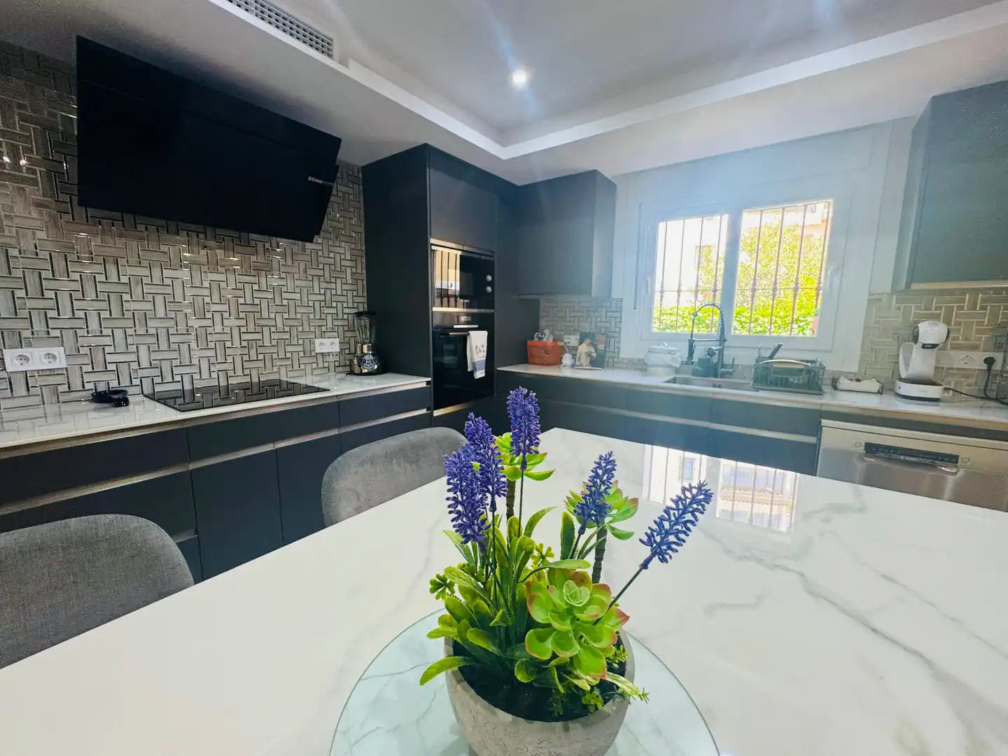 Cocina de Planta baja en venta en Fuengirola con Aire acondicionado, Parquet y Terraza
