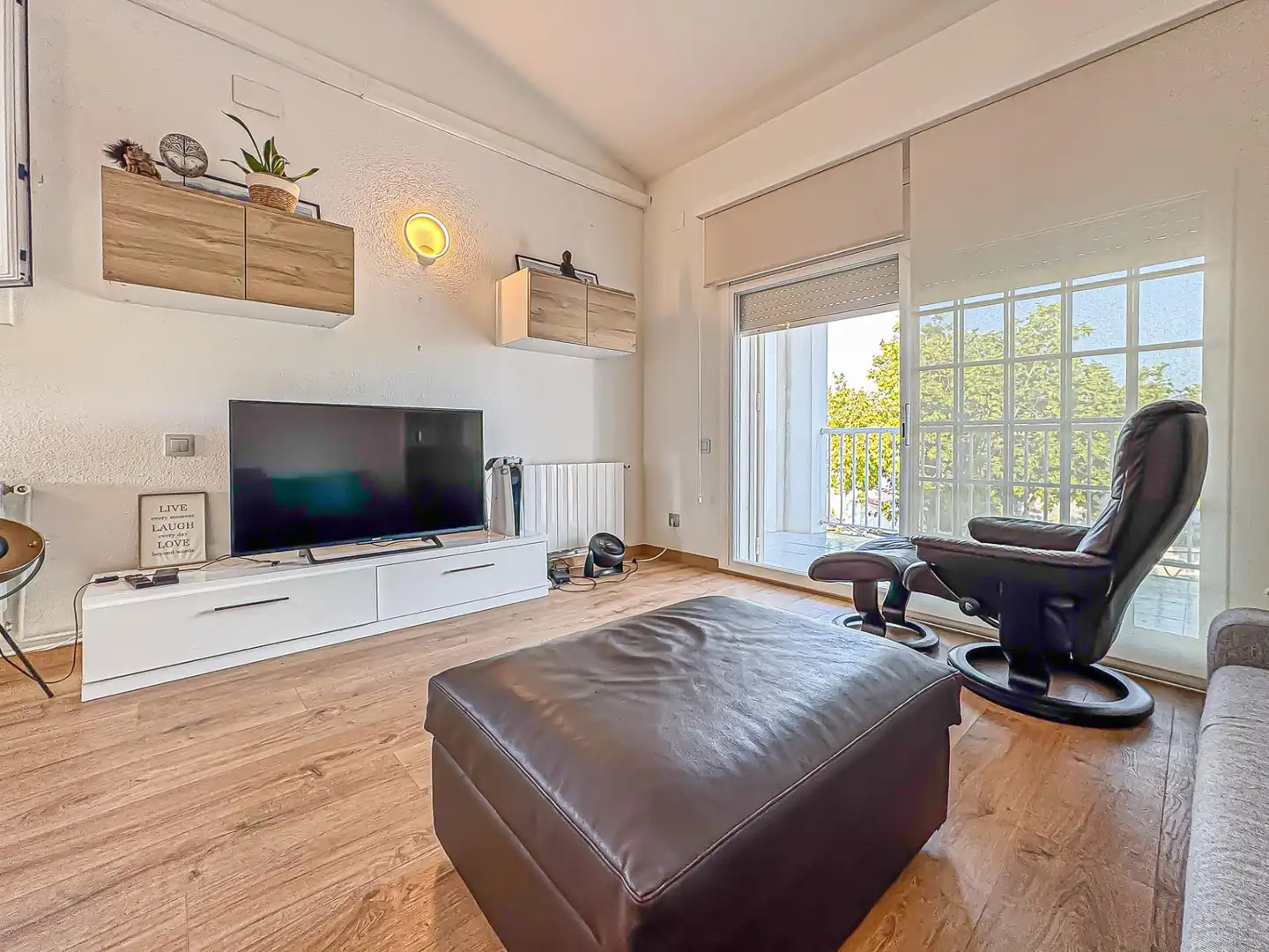 Sala d'estar de Casa o xalet en venda en Sant Pere de Ribes amb Aire condicionat, Calefacció i Jardí privat