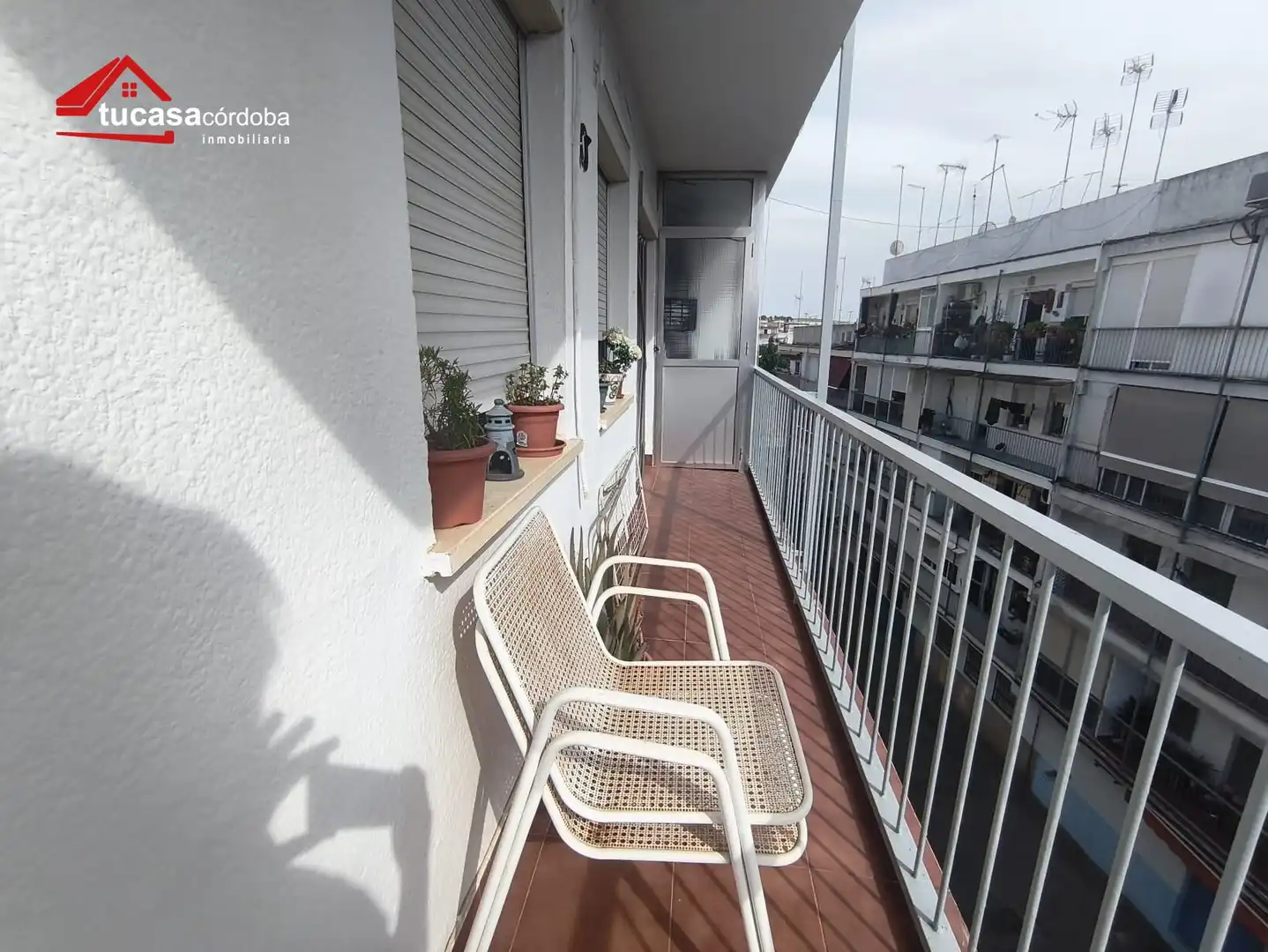 Balcony of Flat for sale in Córdoba  with Air Conditioner, Terrace and Furnished