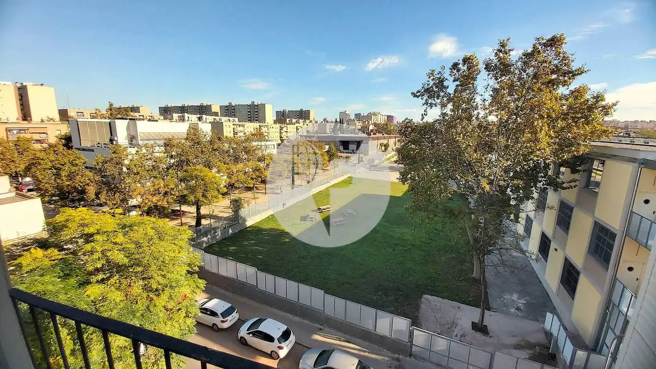 Exterior view of Flat for sale in Sabadell  with Balcony