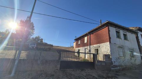 Photo 3 of Country house for sale in Garrafe de Torío, León