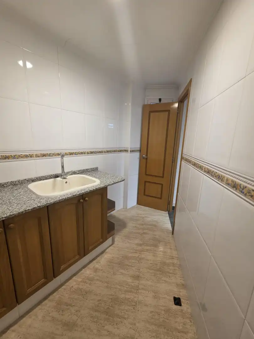 Baño de Piso en venta en Sueca con Aire acondicionado