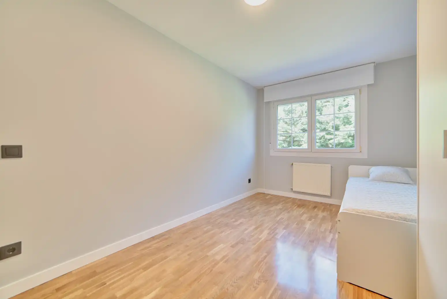Dormitori de Casa o xalet en venda en Valle de Egüés / Eguesibar amb Calefacció, Parquet i Terrassa
