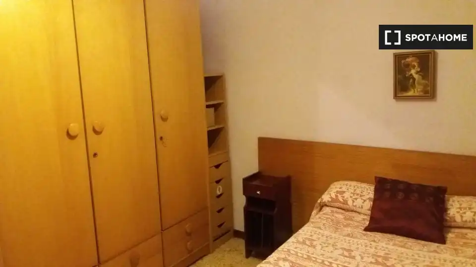 Habitación en Valderas - Los Castillos