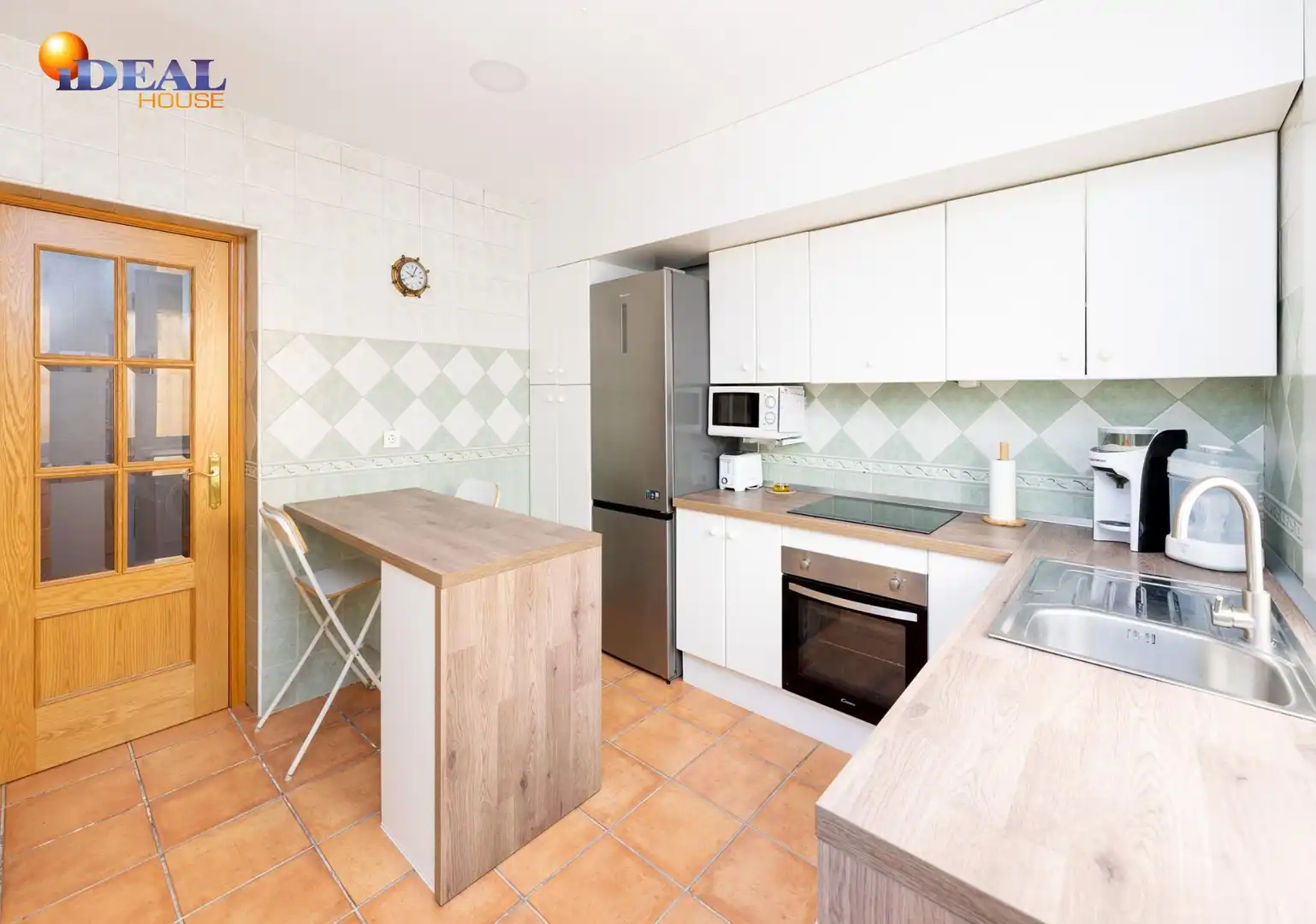 Kitchen of Detached homes for sale in La Zubia  with Air Conditioner, Heating and Private garden