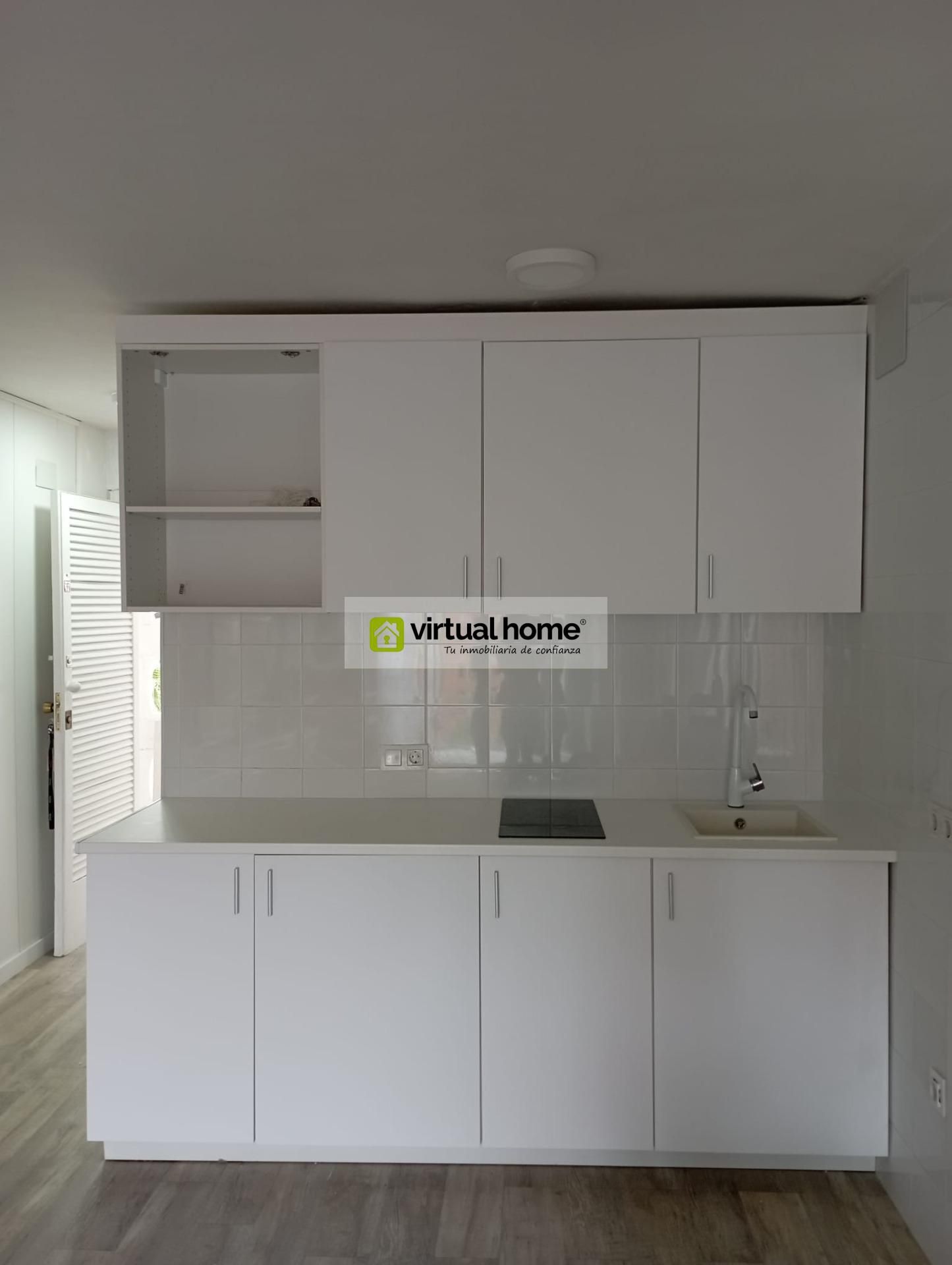 Cocina de Estudio en venta en Benidorm con Jardín privado