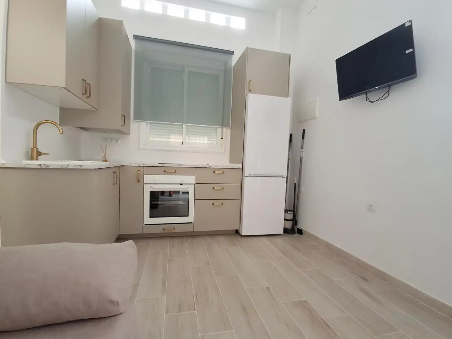 Cuina de Apartament en venda en Málaga amb Aire condicionat i Moblat