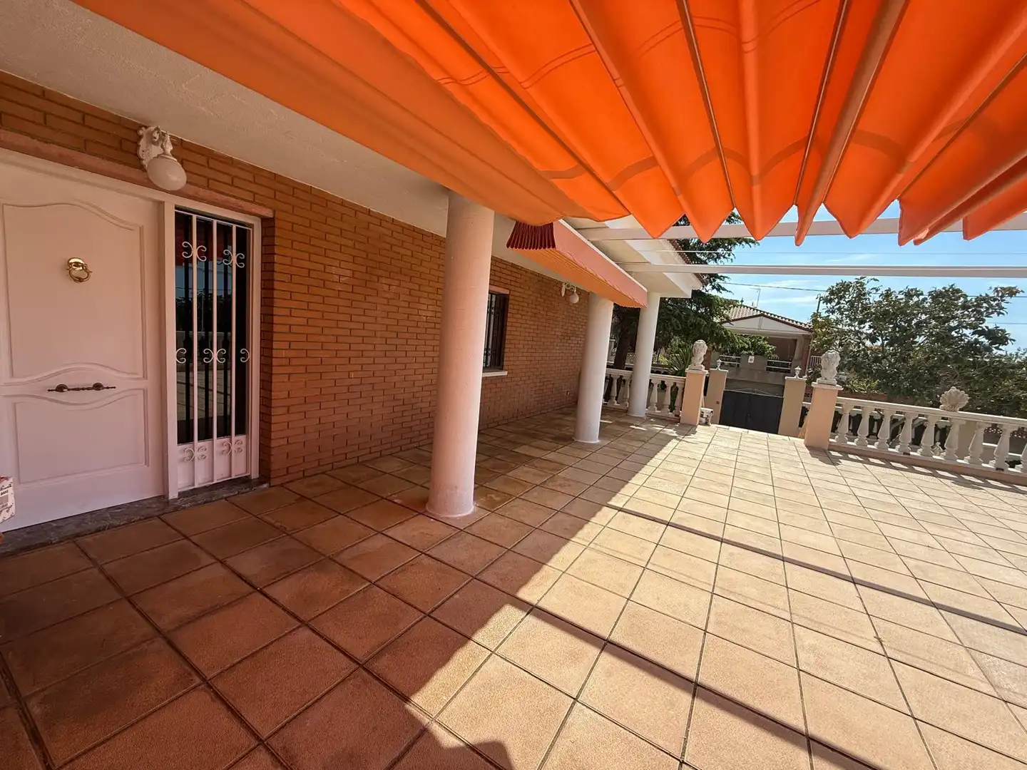 Terrasse von Haus oder Chalet zur Miete in Viladecans mit Klimaanlage, Heizung und Privatgarten
