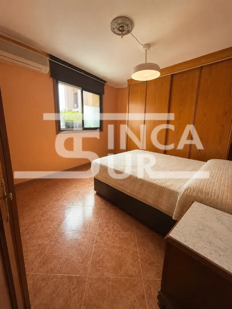 Habitación de Apartamento en venta en Roquetas de Mar con Terraza y Amueblado