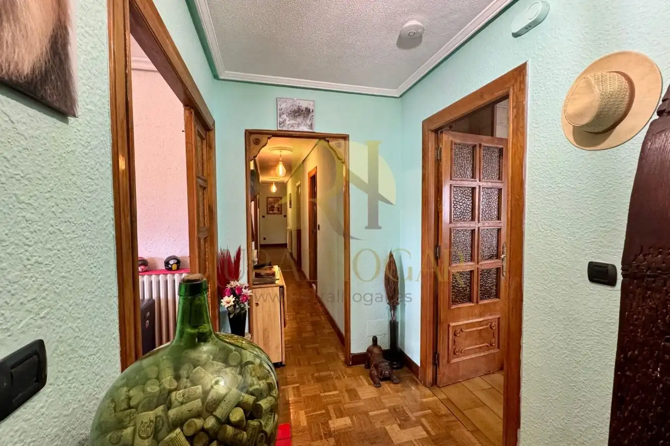 Commercial properties for sale in Villamanín  with Heating, Terrace and Furnished