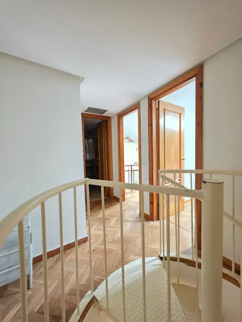 Duplexes for sale in Madrid  with Air Conditioner, Heating and Parquet flooring