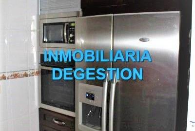 Foto 3 de Piso en venta en Calle Antonia López Arista, Centro ciudad, Jaén