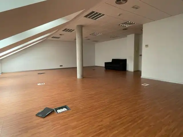 Büro zur Miete in Calle Río Danubio, 1, Alisal - San Román