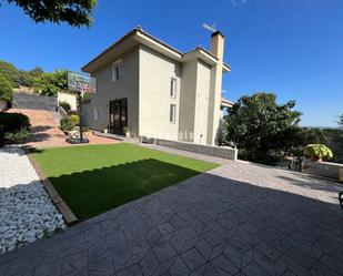 Vista exterior de Casa o xalet en venda en Galapagar amb Terrassa i Piscina