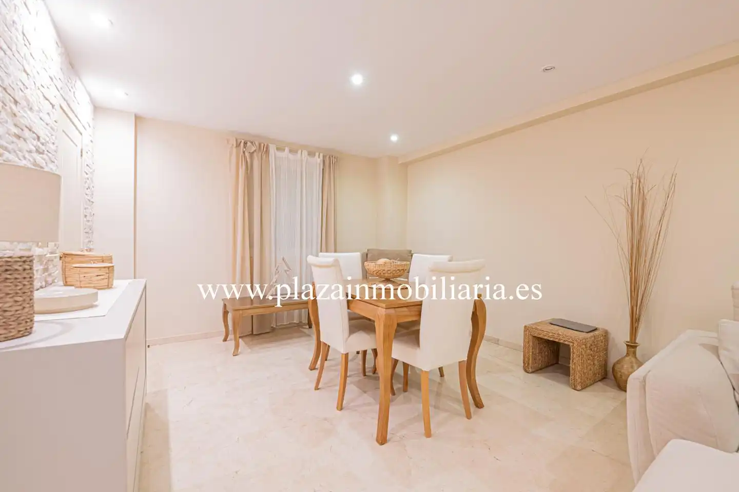 Comedor de Casa o chalet en venta en Lucena con Aire acondicionado, Terraza y Trastero