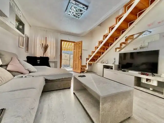 Wohnzimmer von Haus oder Chalet zum Verkauf in San Pedro del Pinatar mit Privatgarten, Terrasse und Abstellraum