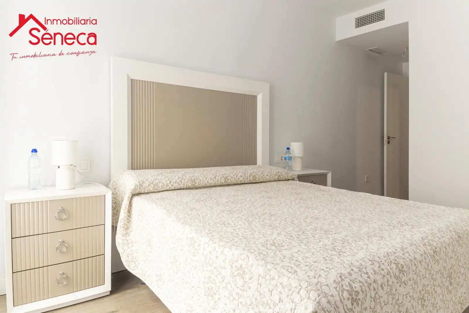 Schlafzimmer von Wohnung zum Verkauf in Córdoba mit Klimaanlage, Heizung und Abstellraum