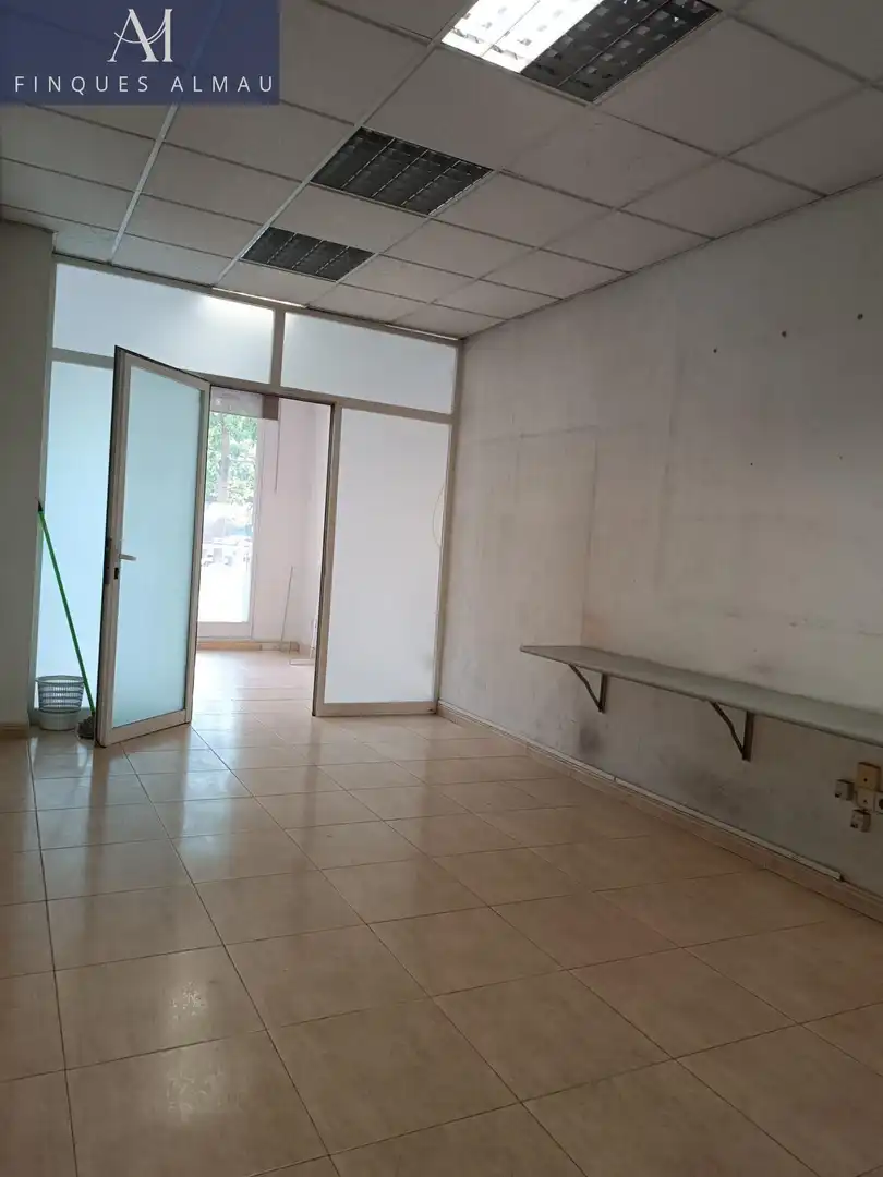 Local en venta en Granollers con Aire acondicionado