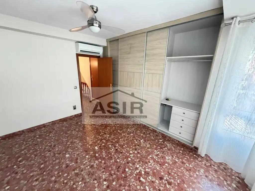 Casa o chalet en venta en Alzira con Aire acondicionado