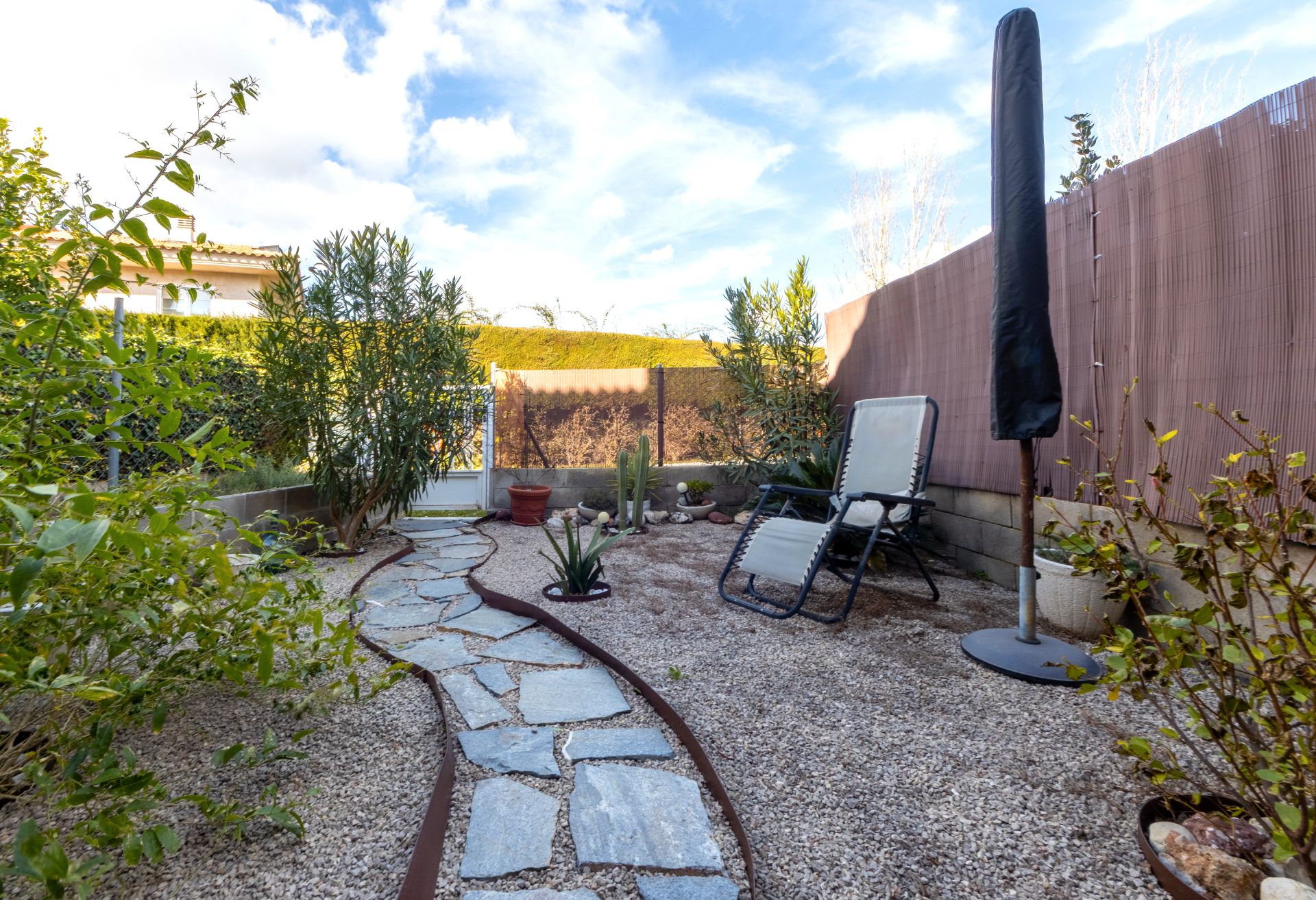 Terrasse von Einfamilien-Reihenhaus zum Verkauf in Cambrils mit Privatgarten, Terrasse und Abstellraum