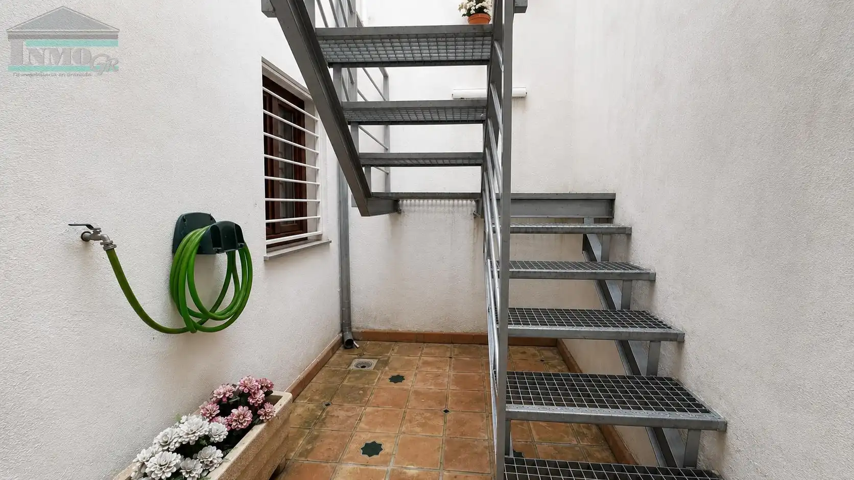 Terraza de Estudio de alquiler en Granada con Aire acondicionado, Parquet y Amueblado