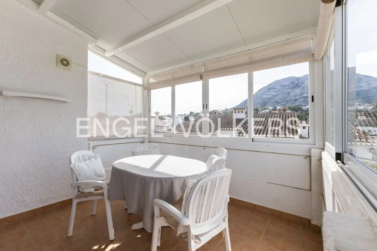 Houses for sale in Las Rotas / Les Rotes