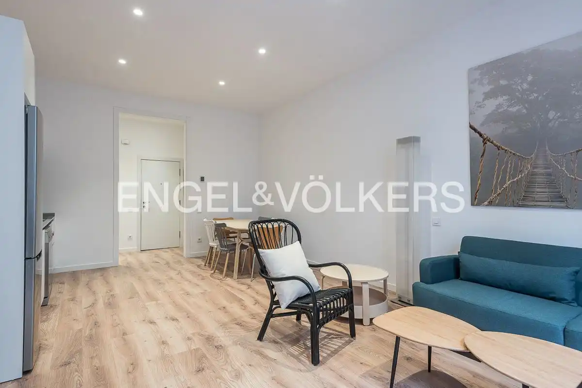 Flat with terrace to rent in Ciutat Vella, imagen 4