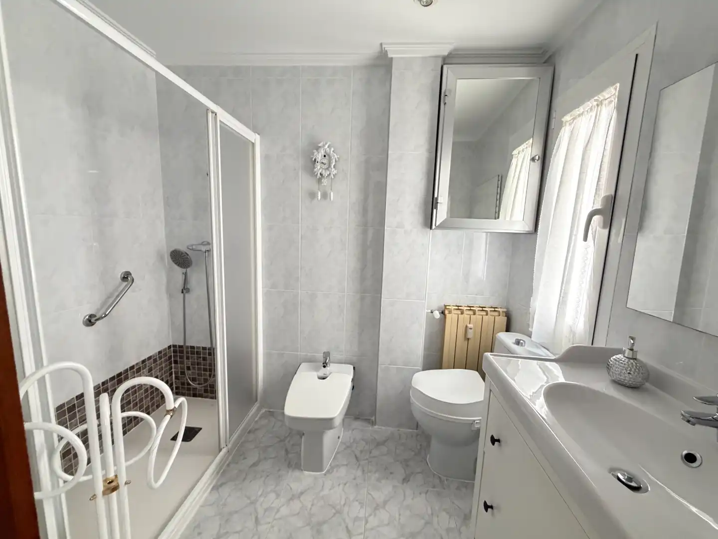 Badezimmer von Wohnung zum Verkauf in Valladolid mit Heizung, Abstellraum und Möbliert
