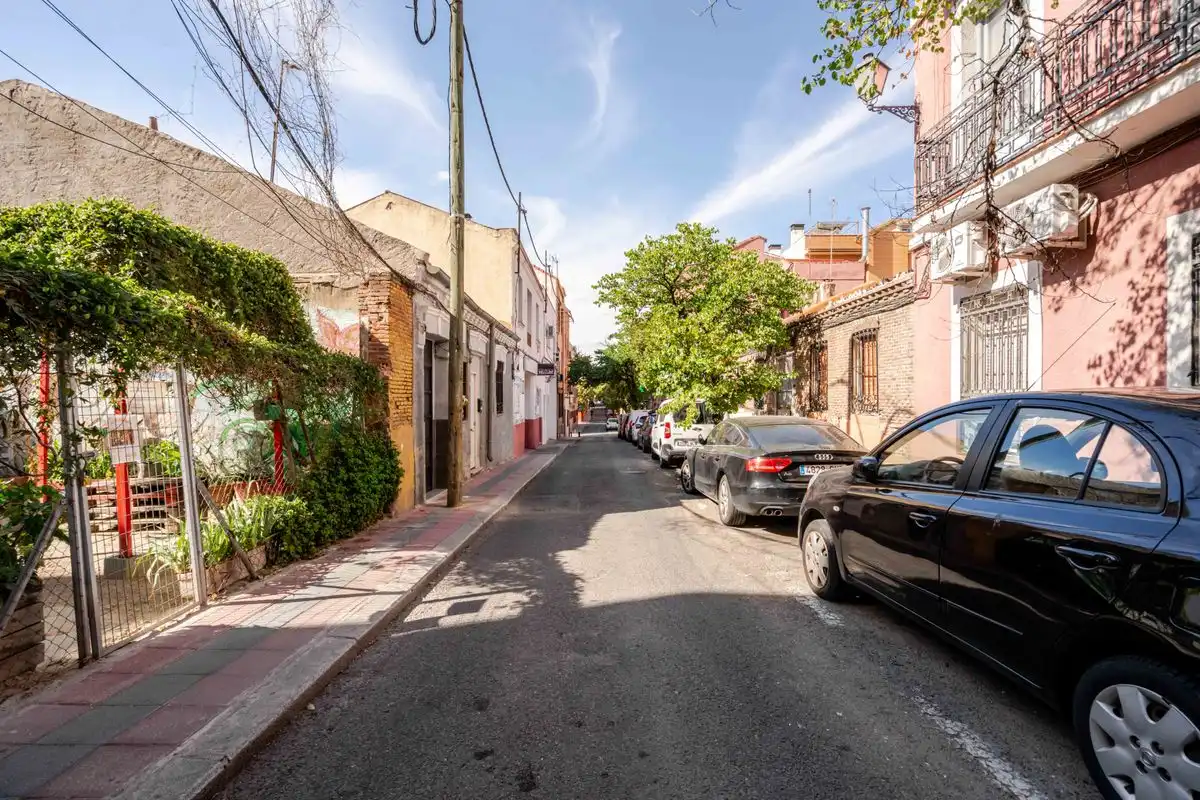 Vista exterior de Planta baixa en venda en Madrid amb Calefacció, Terrassa i Balcó