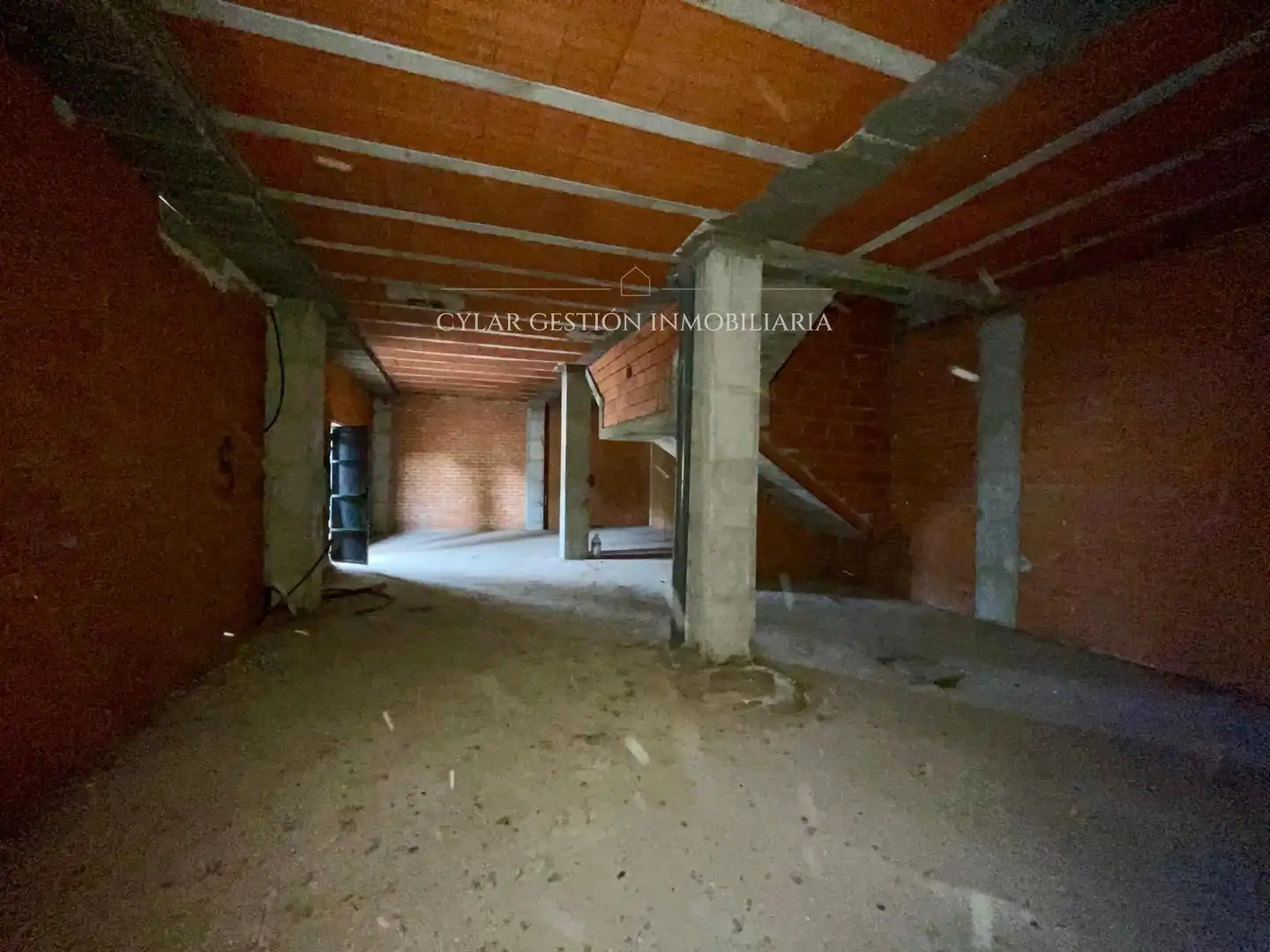 Commercial properties for sale in Villares de la Reina