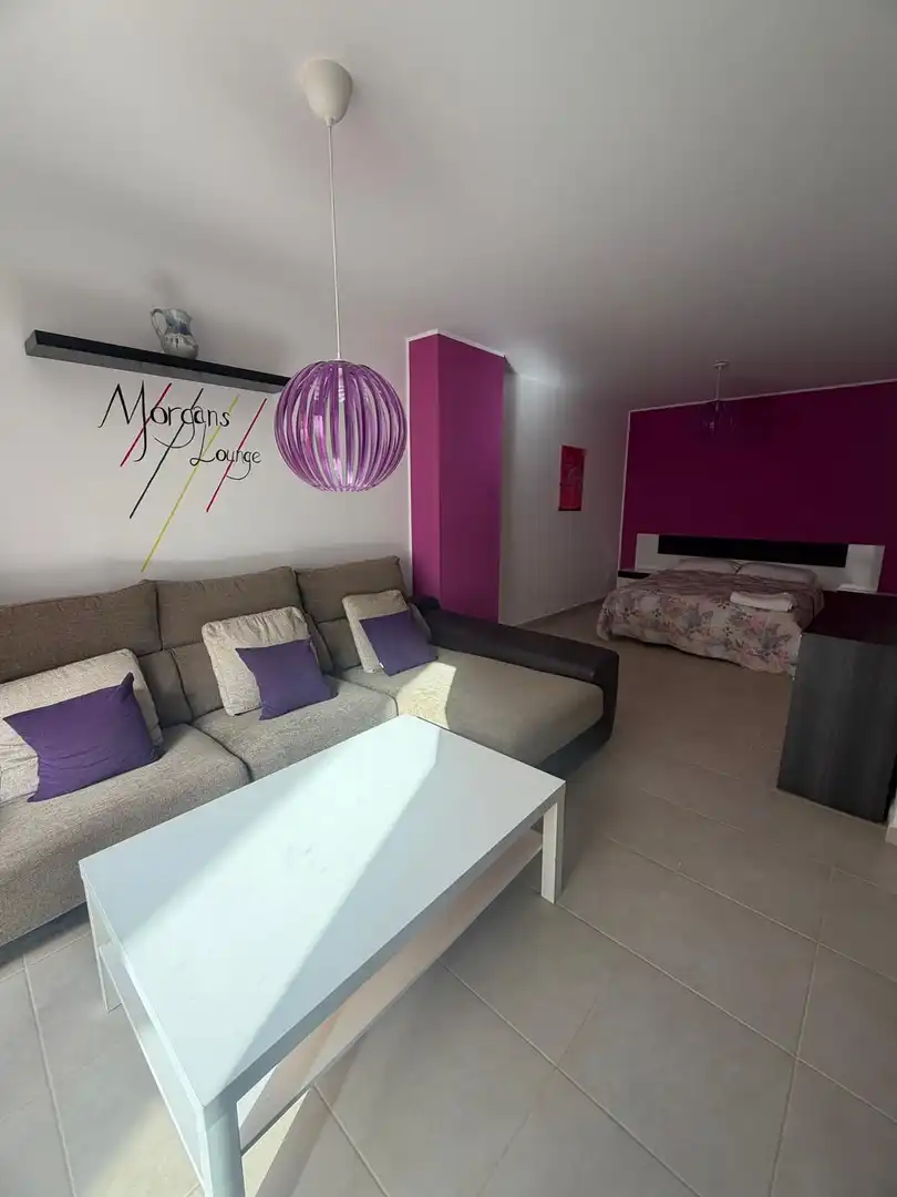 Sala d'estar de Dúplex en venda en Antigua