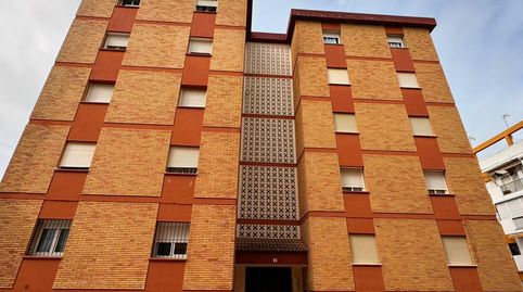 PISO DE 3 HABITACIONES, CÉNTRICO CON ASCENSOR