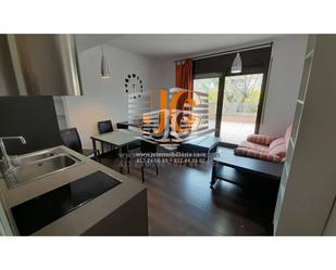 Exterior view of Apartment to rent in Tortosa  with Air Conditioner, Terrace and Furnished