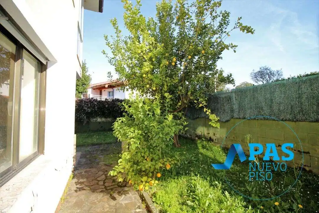 Garden of Houses for sale in Noja  with Heating, Private garden and Storage room
